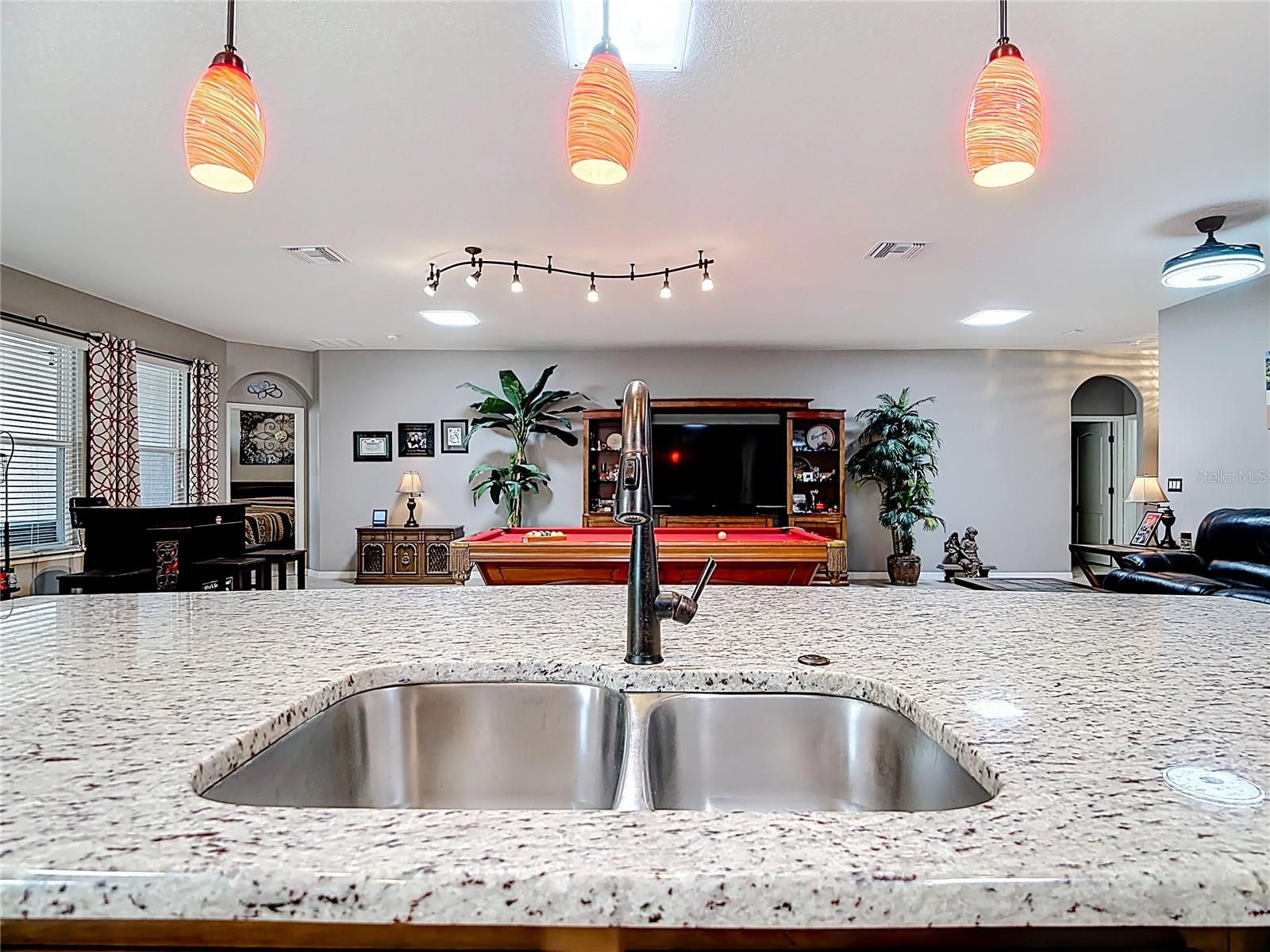 WIND MEADOWS - Residential