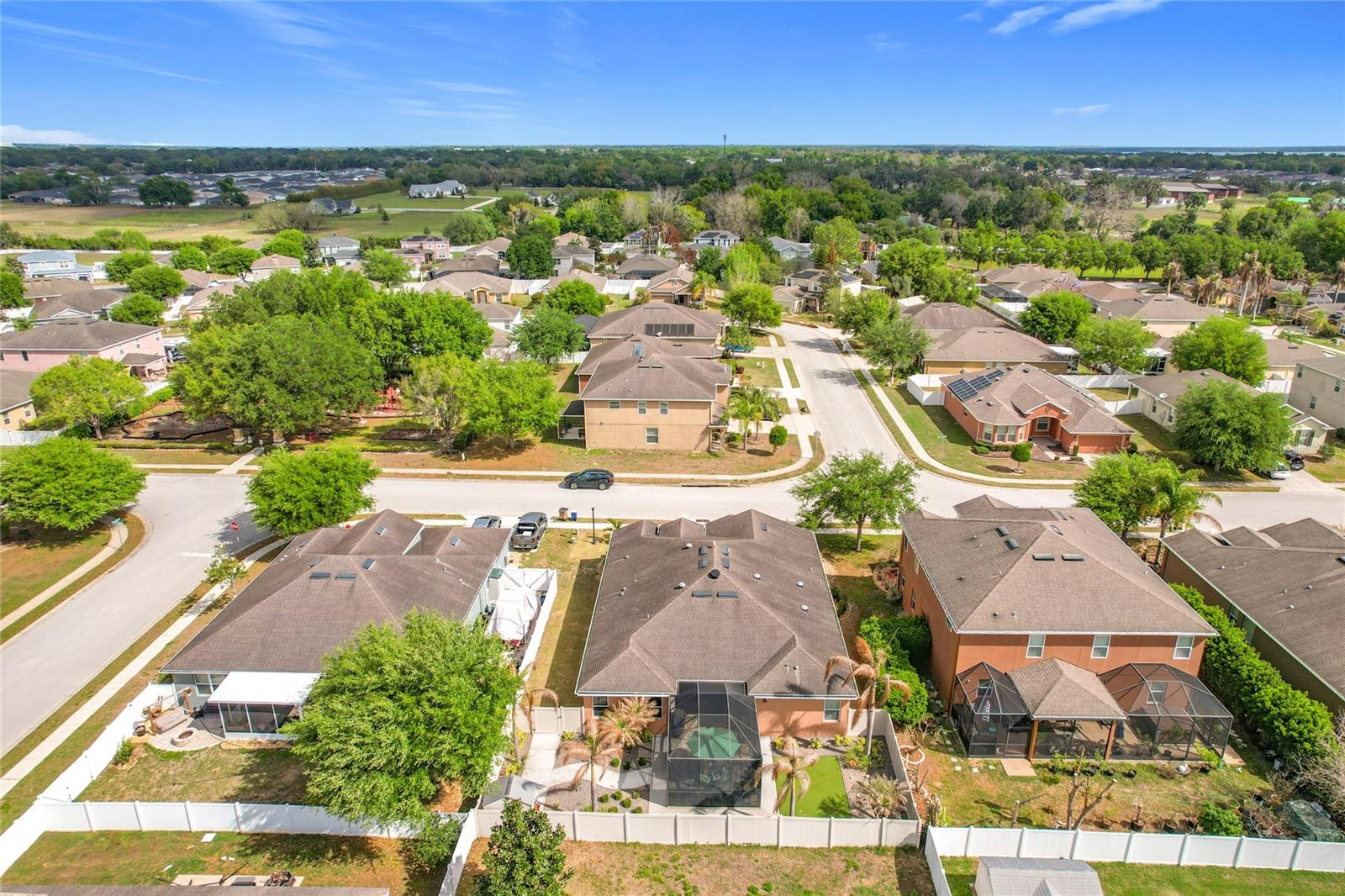 WIND MEADOWS - Residential