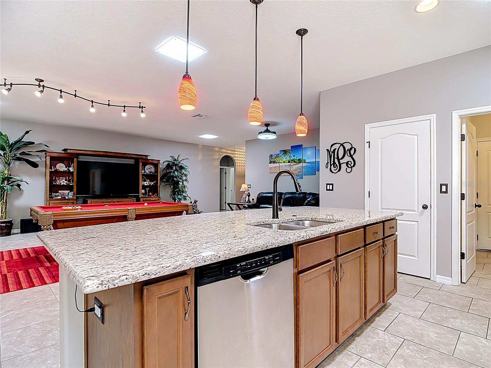 WIND MEADOWS - Residential