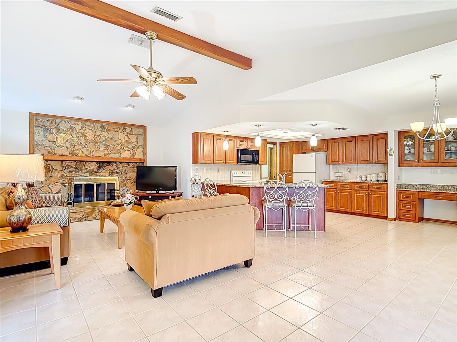 SPRING HILL - Residential