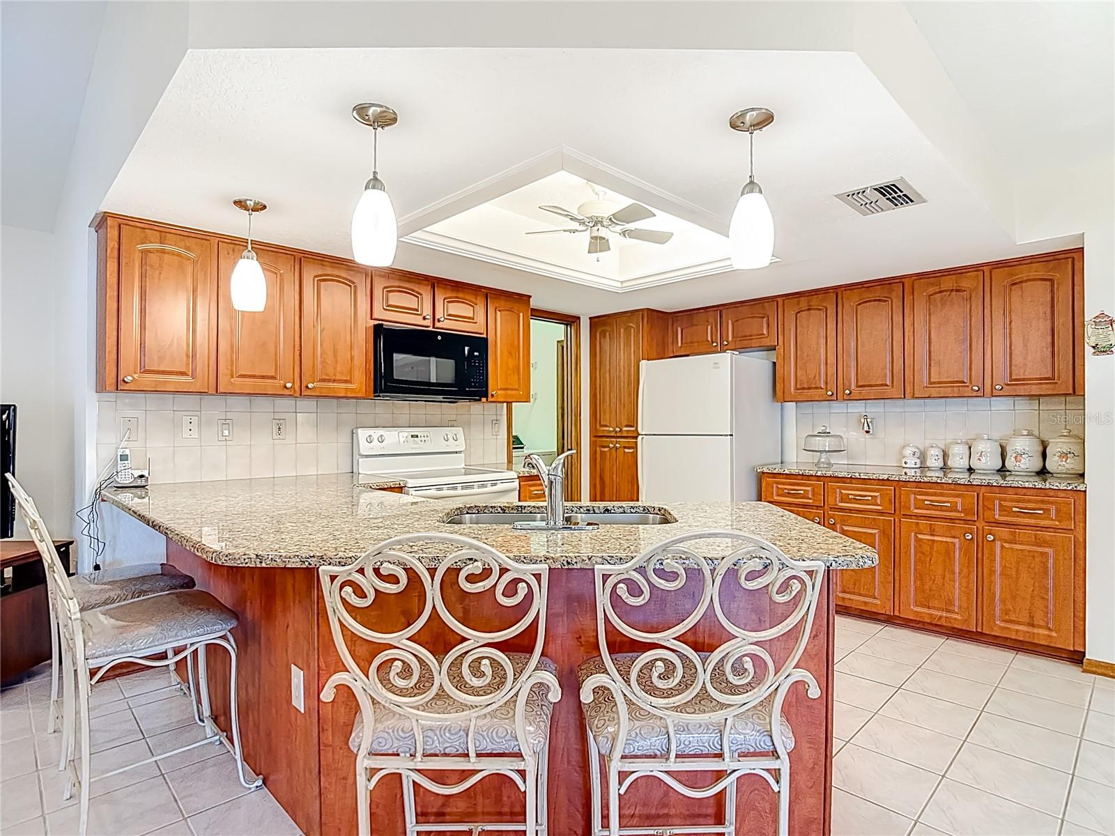 SPRING HILL - Residential