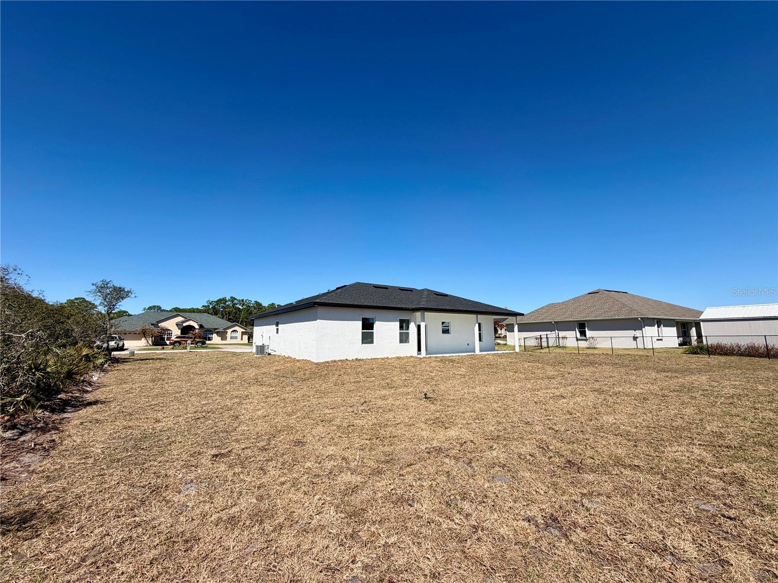 SUN N LAKE EST OF SEBRING UNIT 16 - Residential