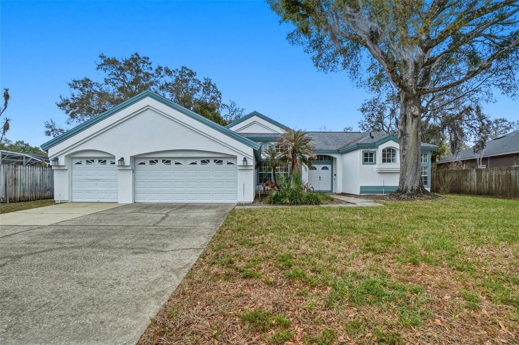 Photo of 1608 Imperial Palm Drive, Apopka, FL 32712 (MLS # O6394605)