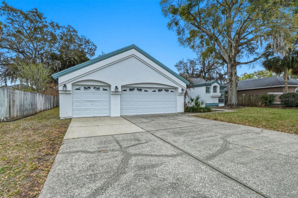 Photo of 1608 Imperial Palm Drive, Apopka, FL 32712 (MLS # O6394605)
