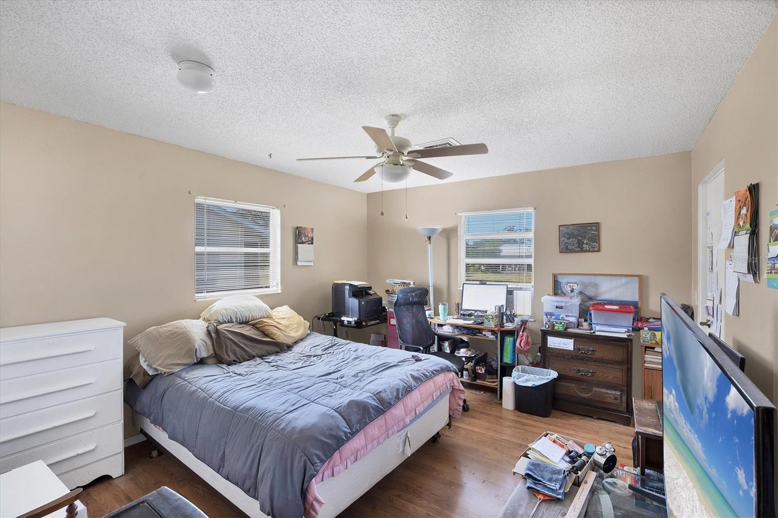 DEER CREEK WOODS - Residential Income