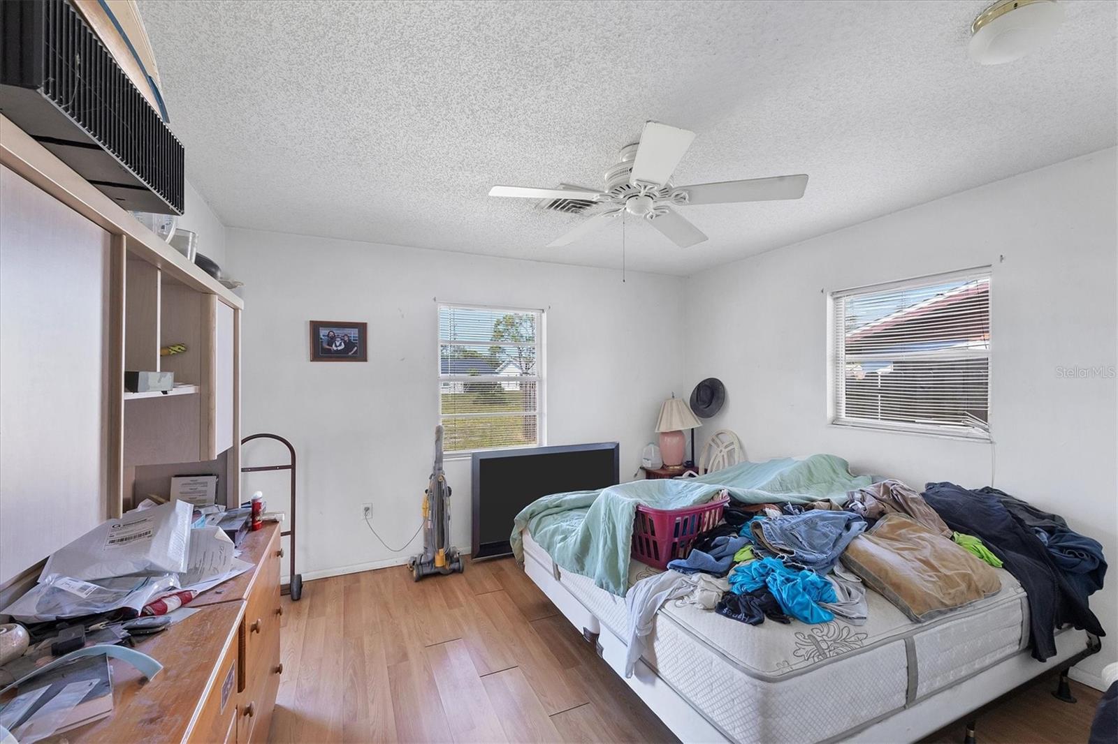 DEER CREEK WOODS - Residential Income