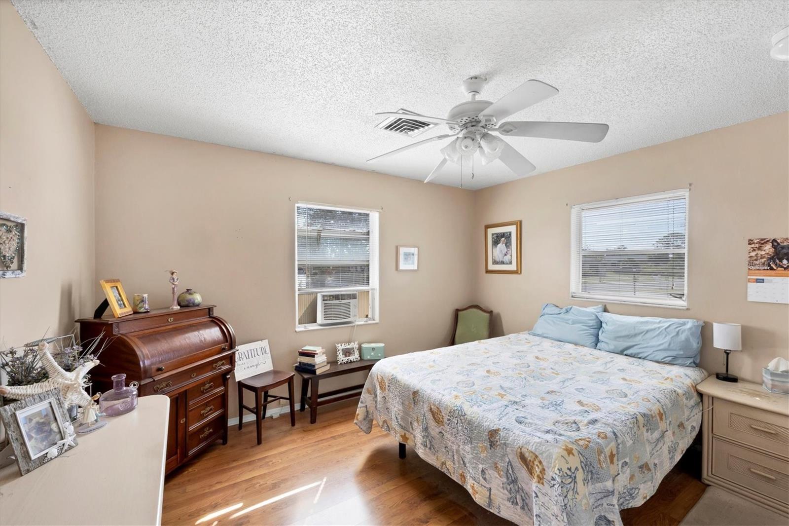 DEER CREEK WOODS - Residential Income