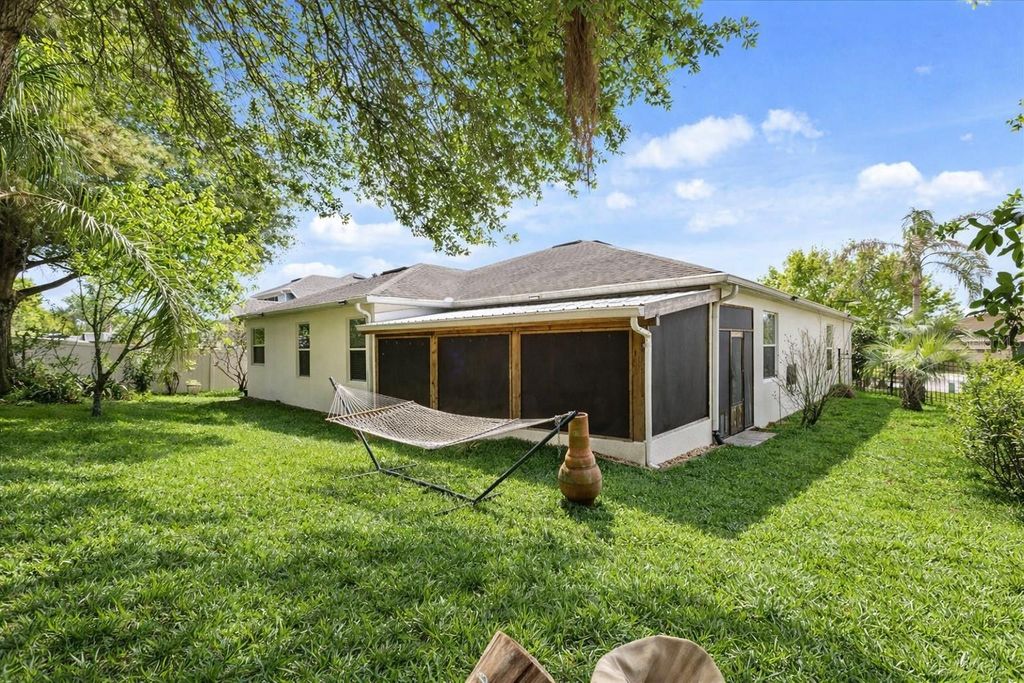 Photo of 30231 Hackney Loop, Mount Dora, FL 32757 (MLS # G5110496)