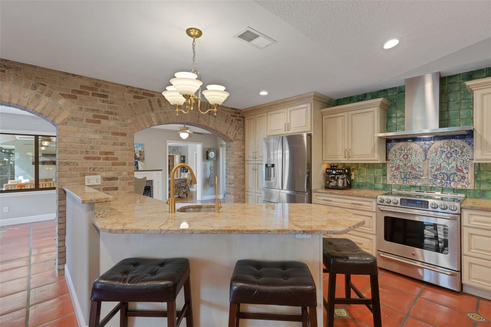 1357 LE PERA ROAD