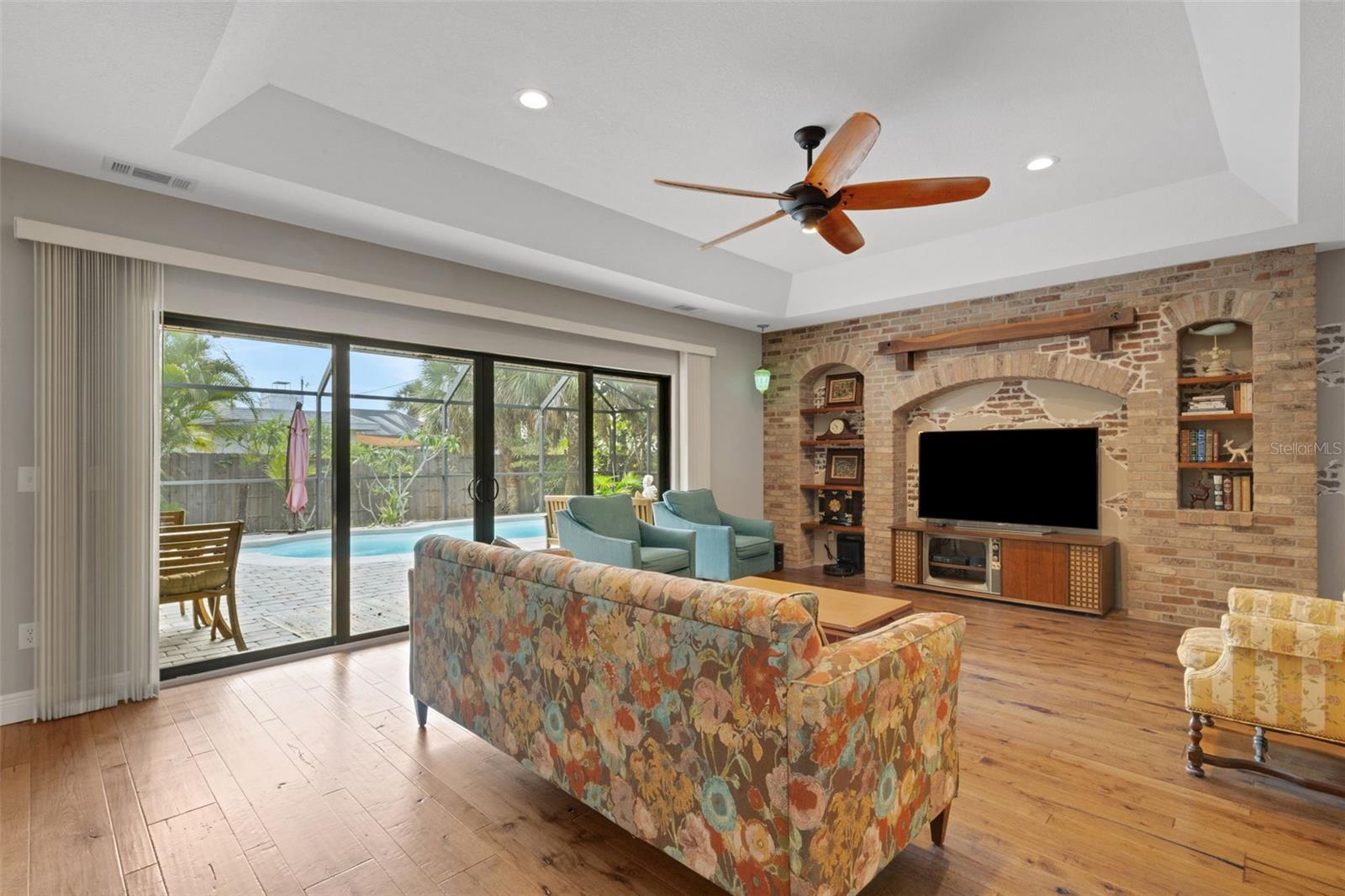1357 LE PERA ROAD