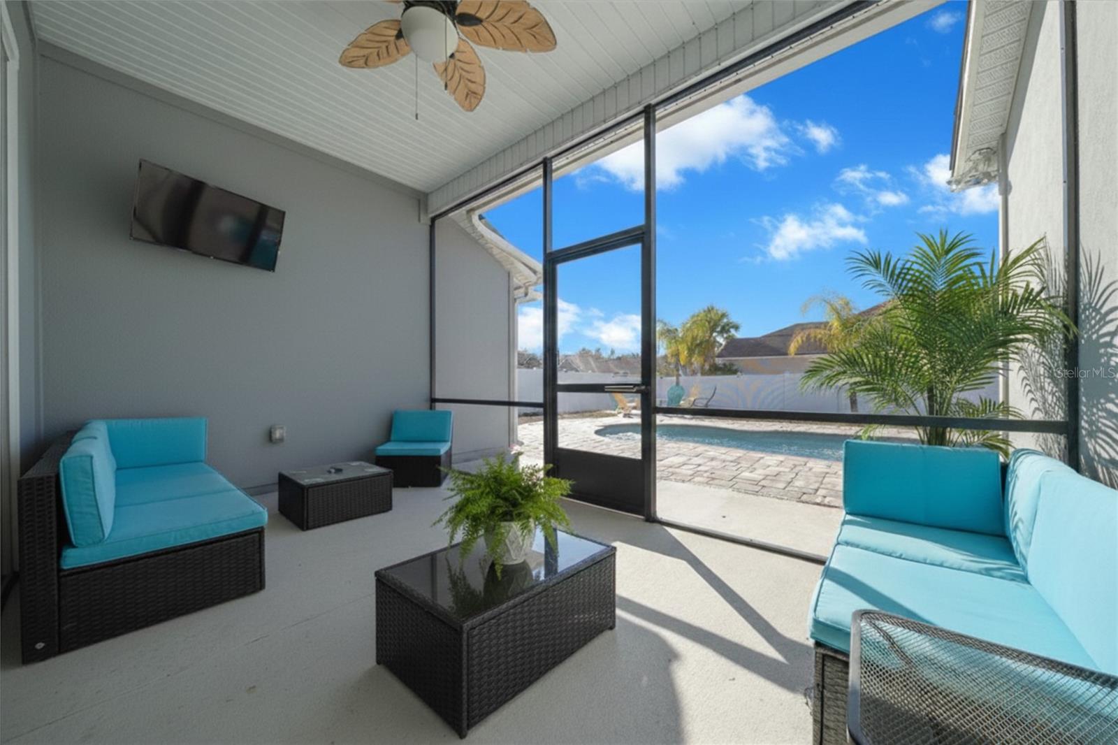 ROCK SPGS FARMS - Residential