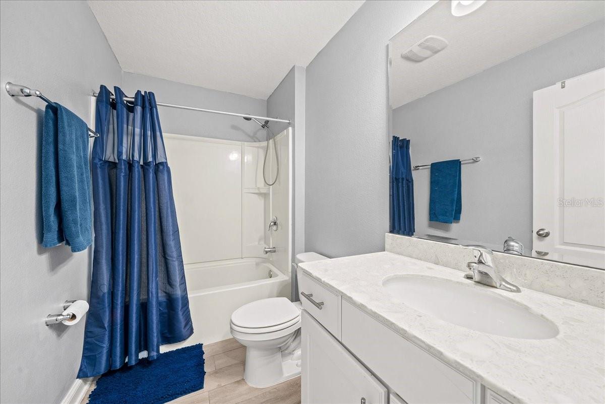 ROCK SPGS FARMS - Residential