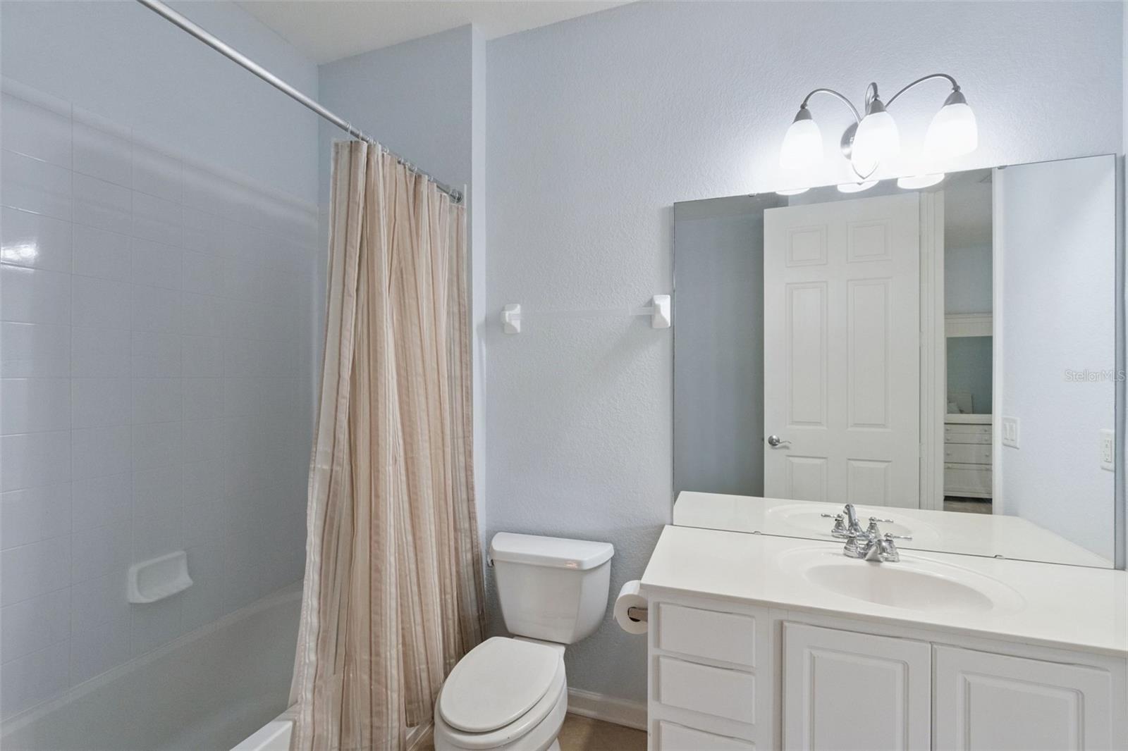 VISTA CAY - Residential