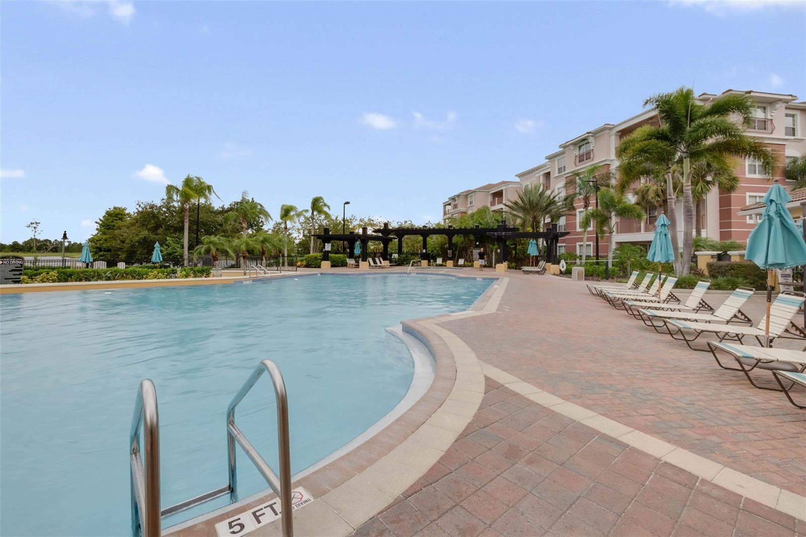 VISTA CAY - Residential