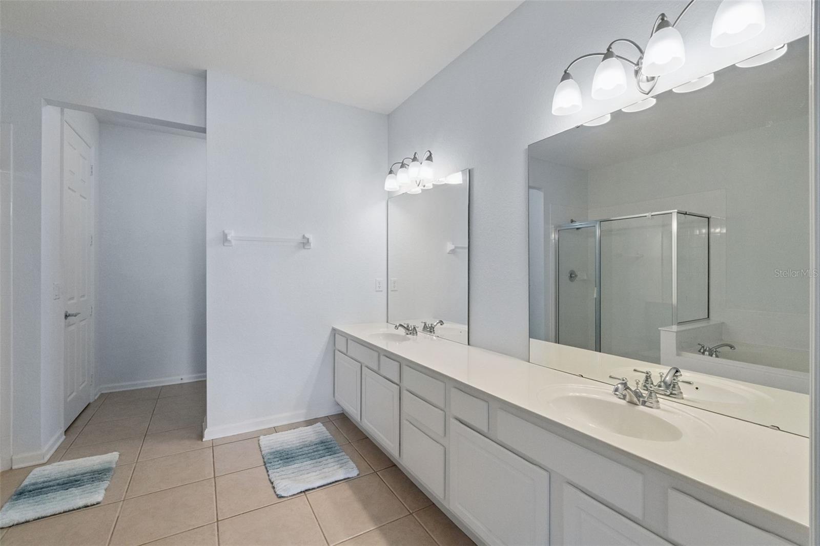 VISTA CAY - Residential