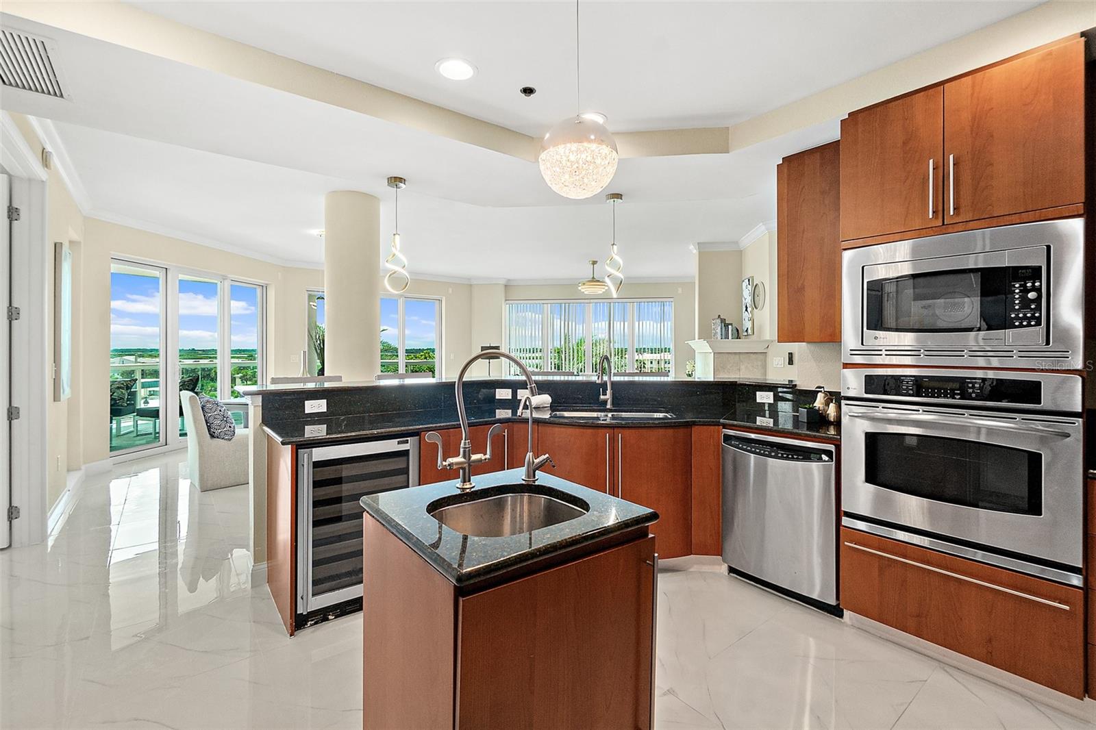 OCEAN VILLAS CONDO - Residential