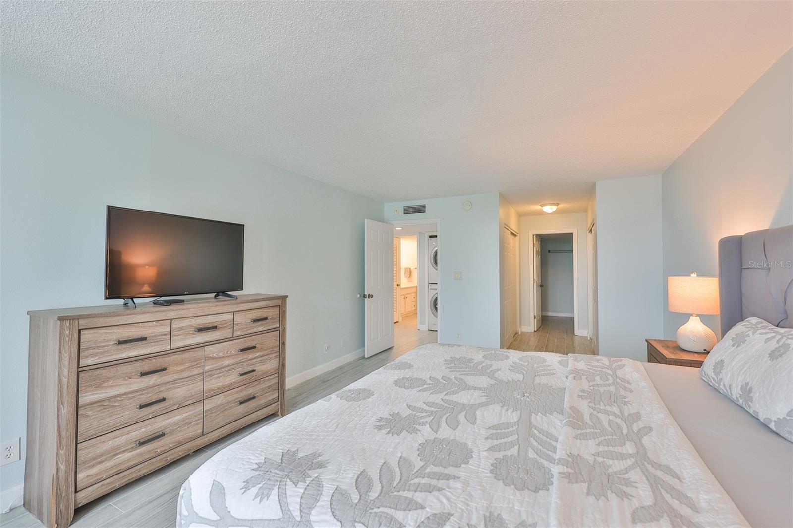 SAND KEY CONDO-SOUTH BEACH 1 - Residential Lease
