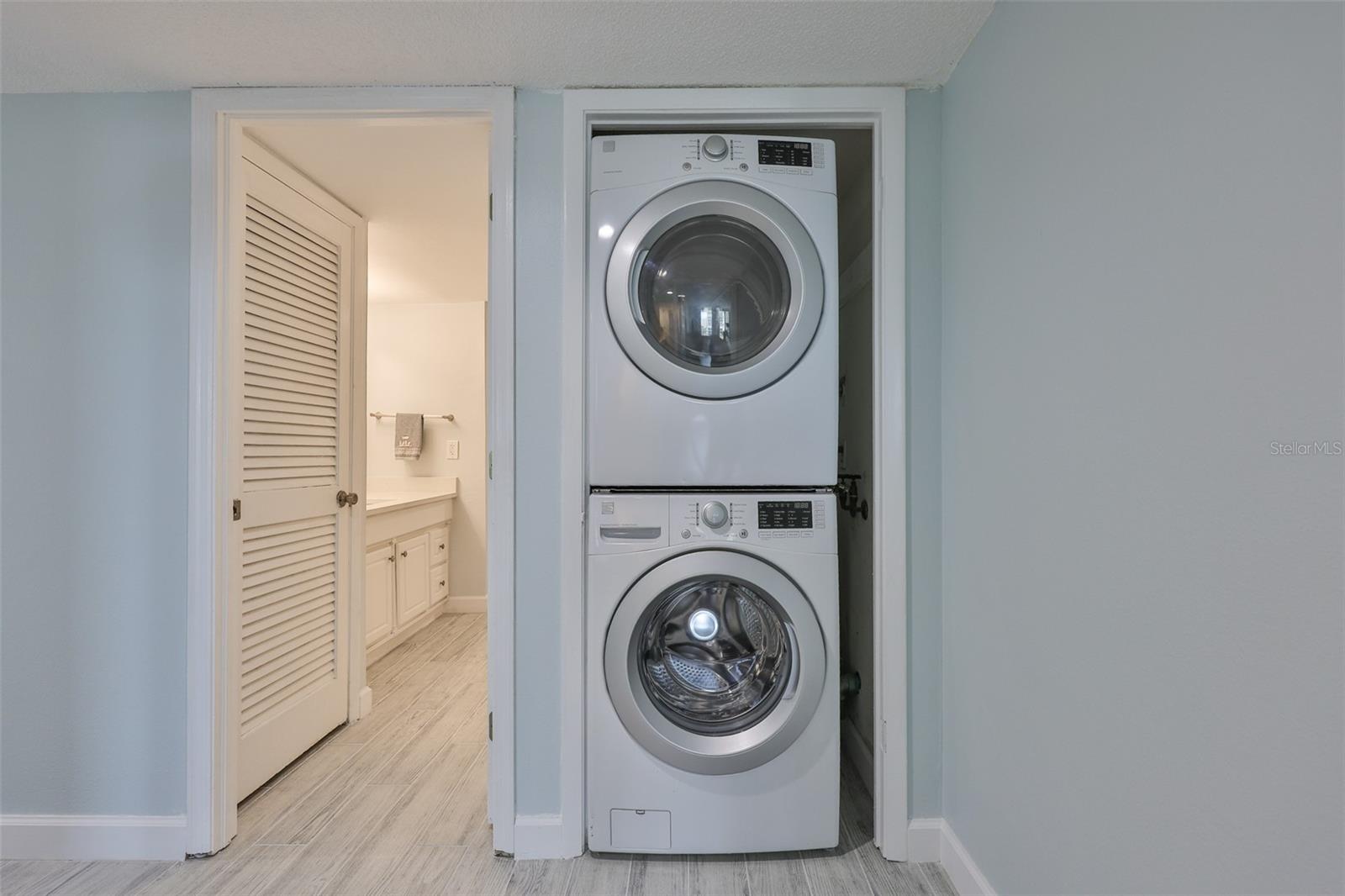 SAND KEY CONDO-SOUTH BEACH 1 - Residential Lease