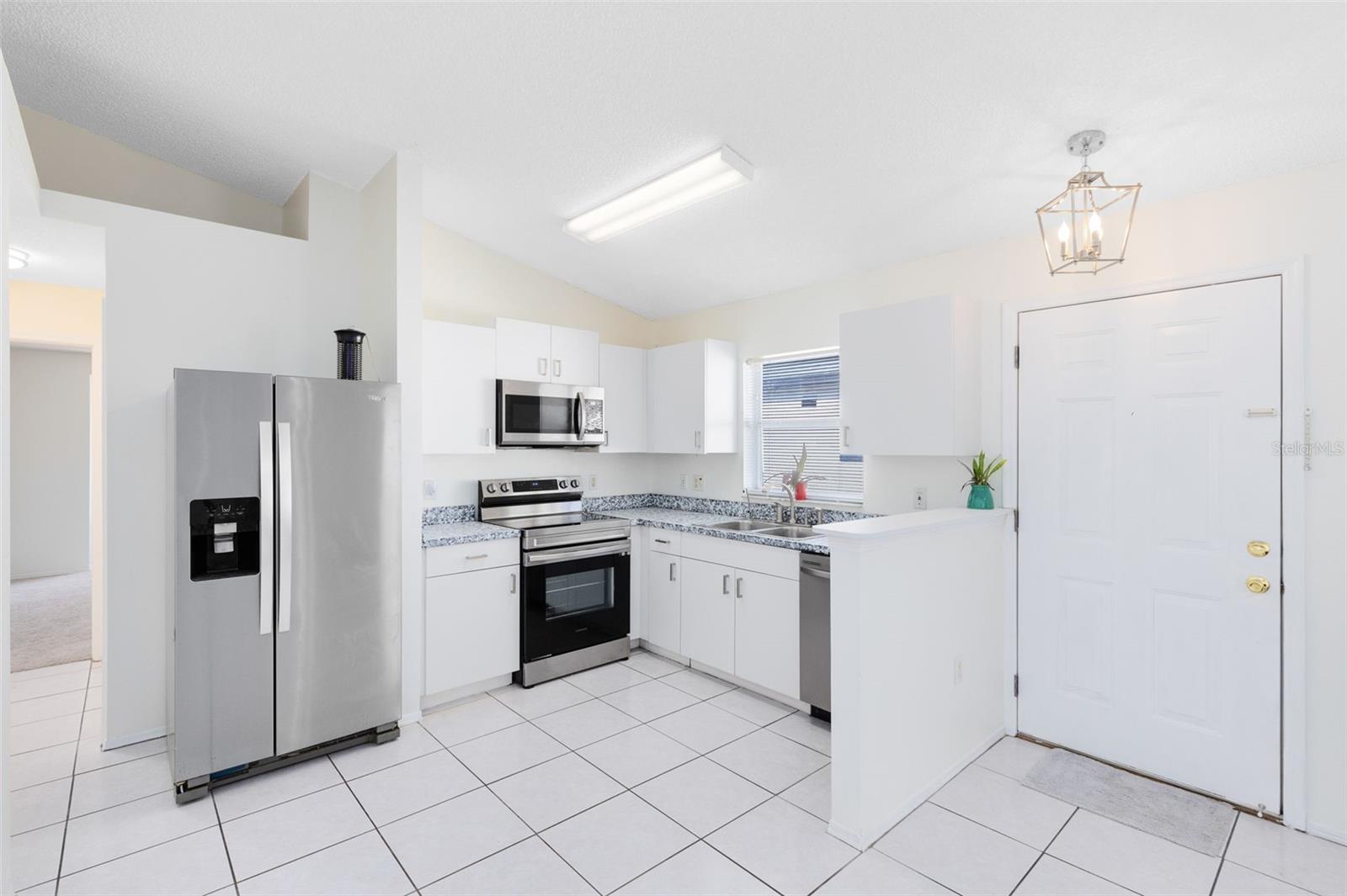 ISLANDS PH 04 - Residential