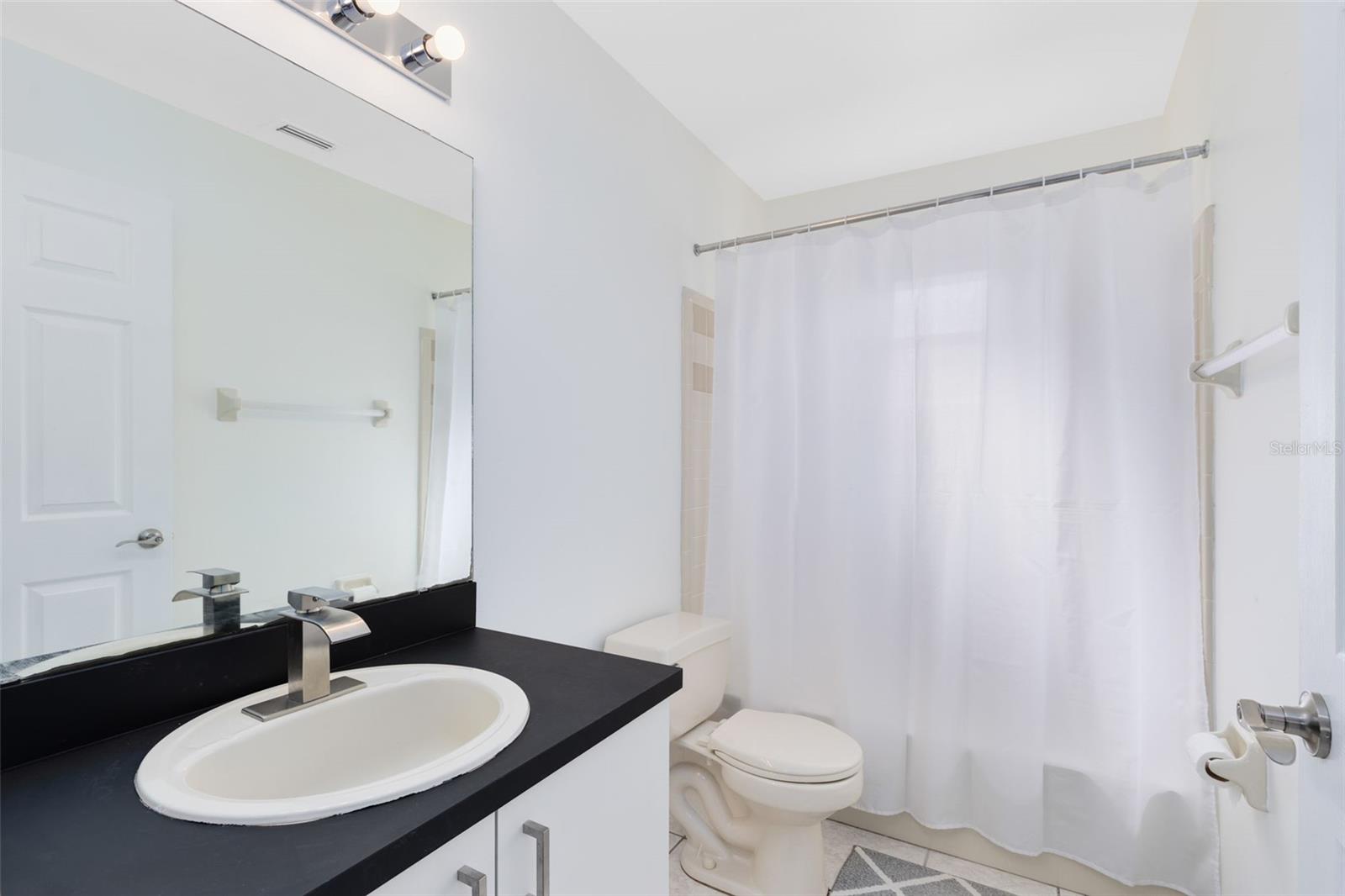 ISLANDS PH 04 - Residential