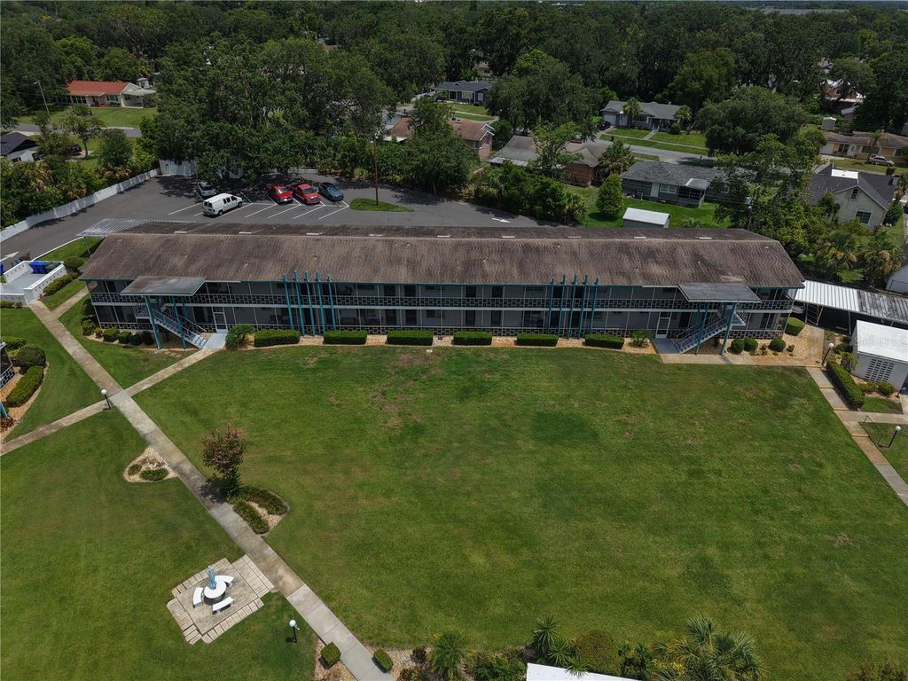 Photo of 1600 W Lake Parker Drive #B23, Lakeland, FL 33805 (MLS # S5117366)