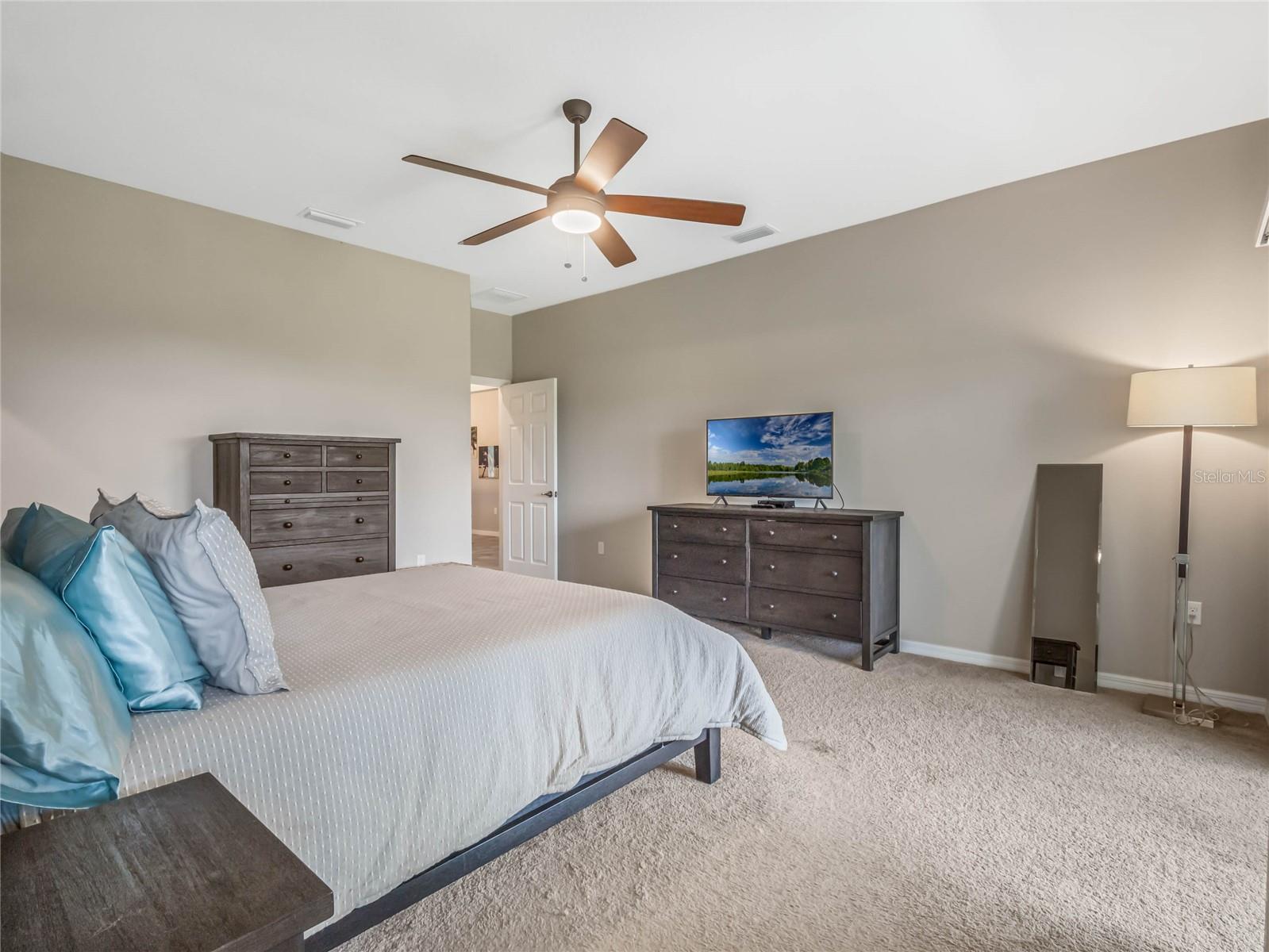 SUNRISE FARMS - Farm