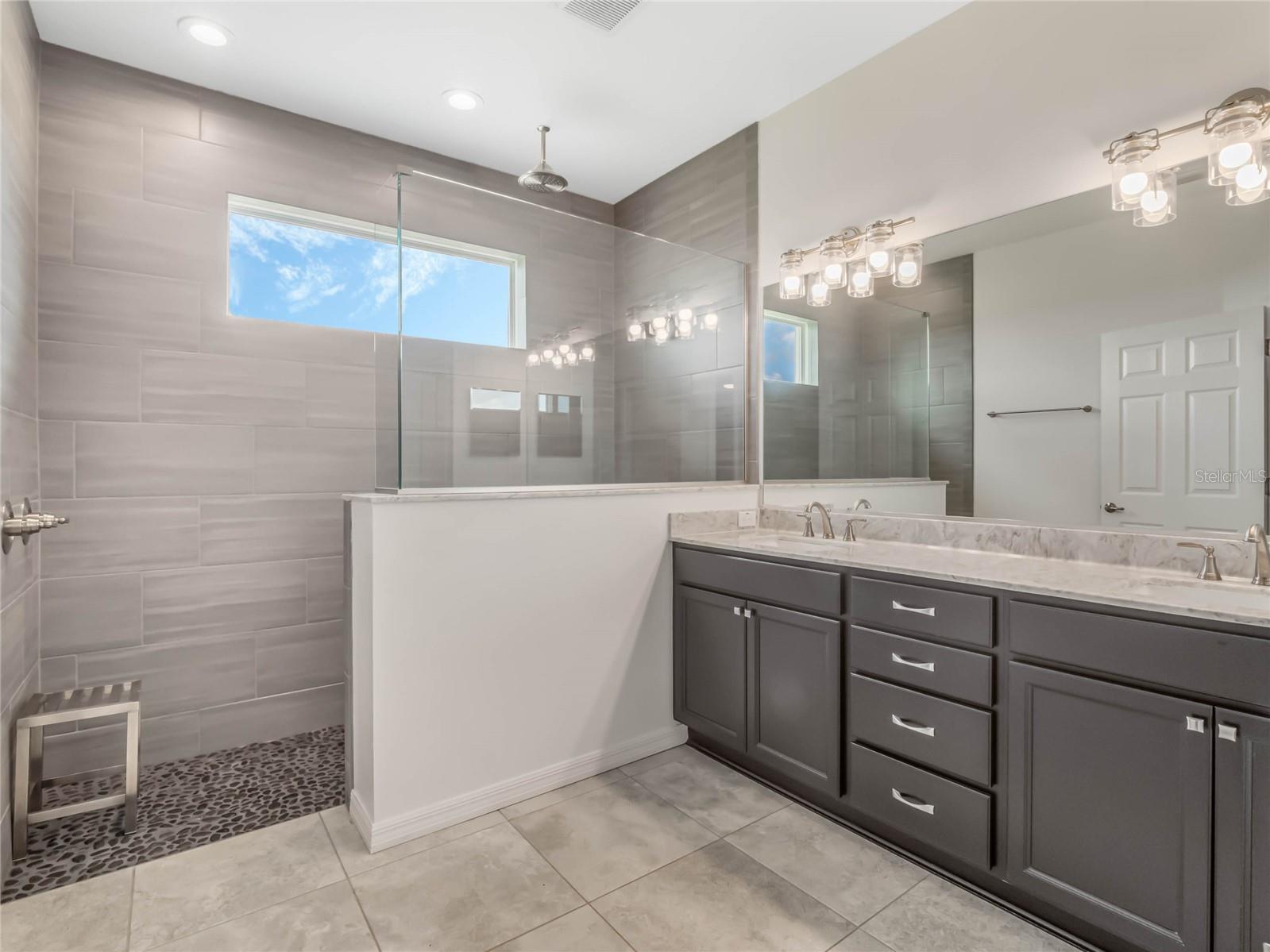 SUNRISE FARMS - Farm