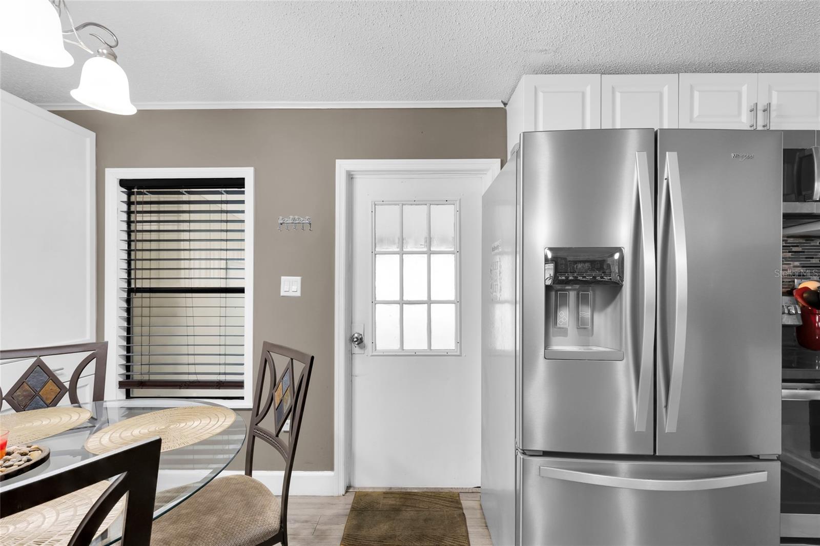 CONTINENTAL COUNTRY CLUB - Residential