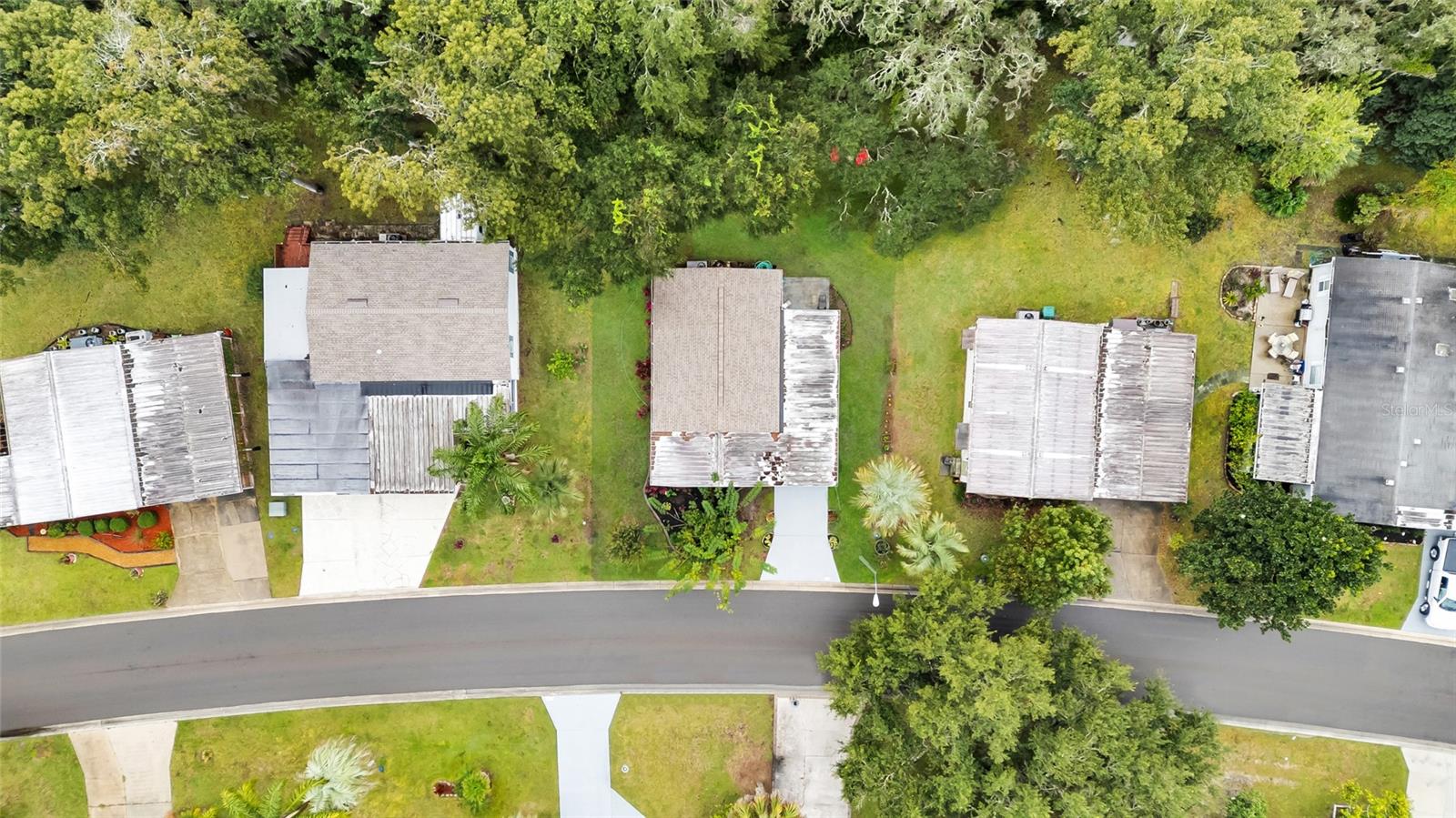 CONTINENTAL COUNTRY CLUB - Residential