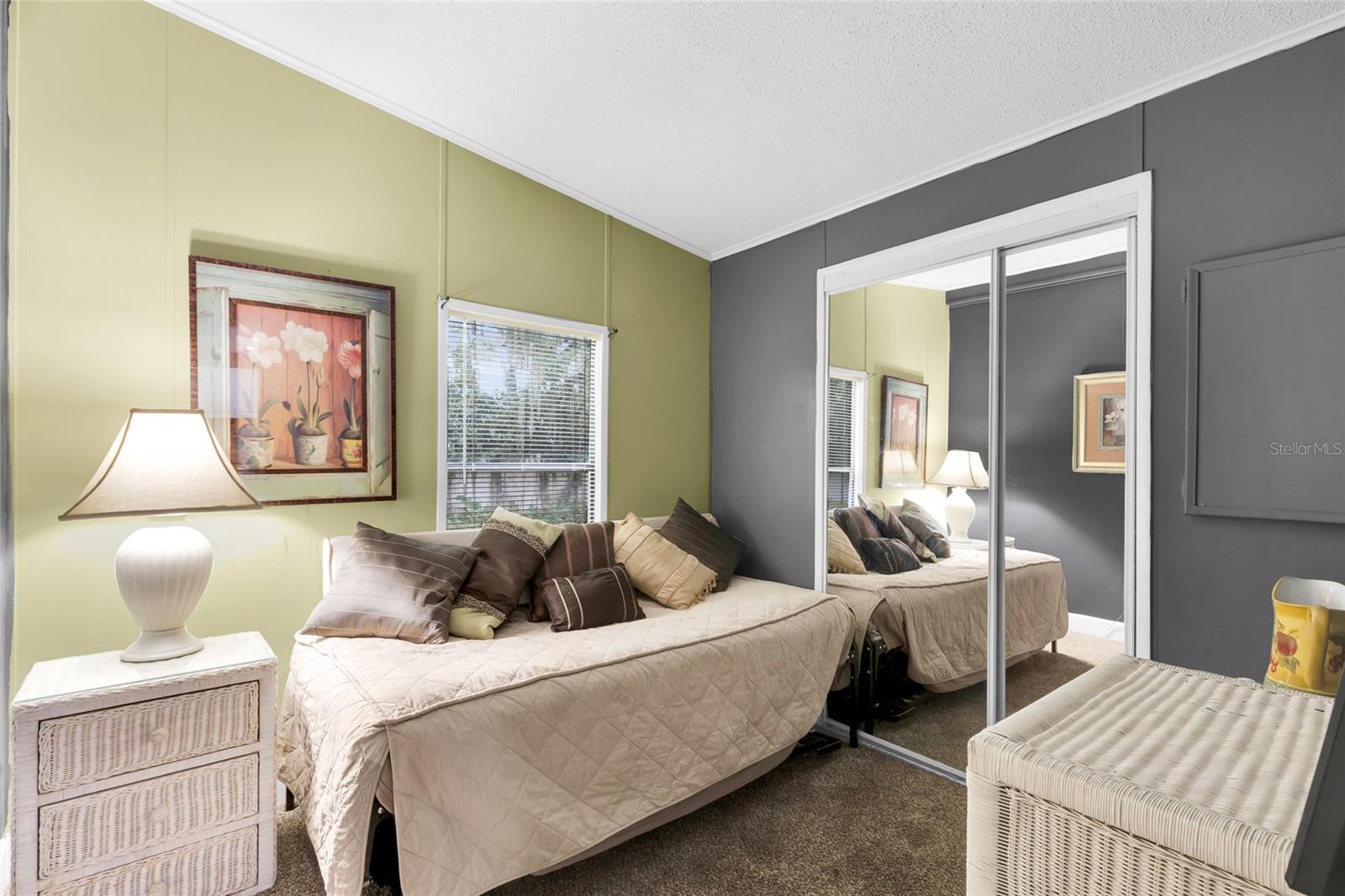 CONTINENTAL COUNTRY CLUB - Residential