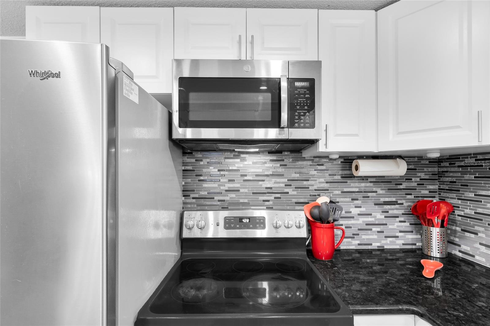 CONTINENTAL COUNTRY CLUB - Residential