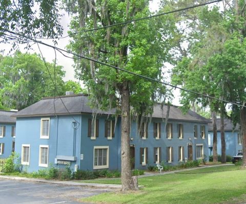 Photo of 1717 NE 2nd Street, Ocala, FL 34470 (MLS # OM727561)