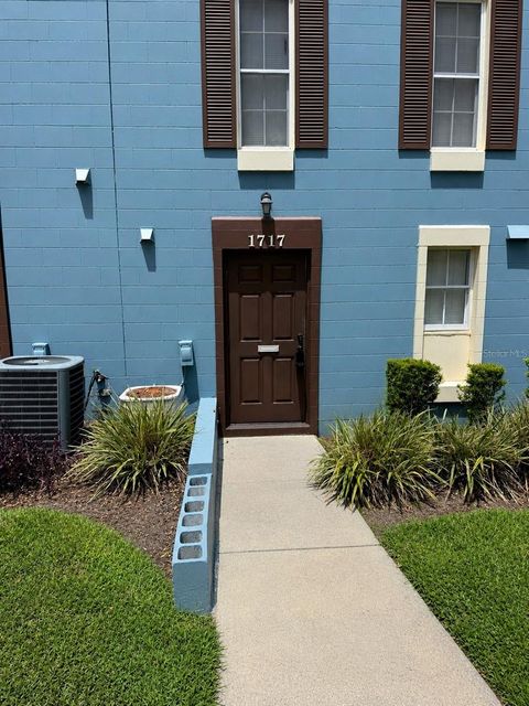 Tiny photo for 1717 NE 2nd Street, Ocala, FL 34470 (MLS # OM727561)