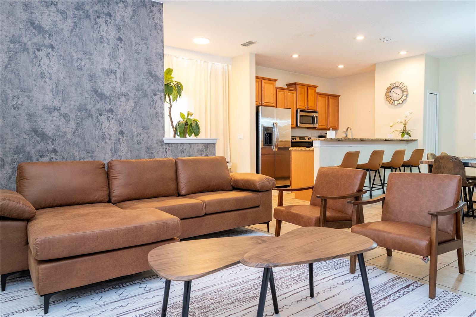 PARADISE PALMS RESIDENCE PH 2 - Residential Lease