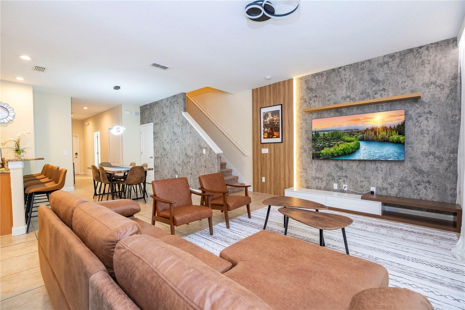 PARADISE PALMS RESIDENCE PH 2 - Residential Lease