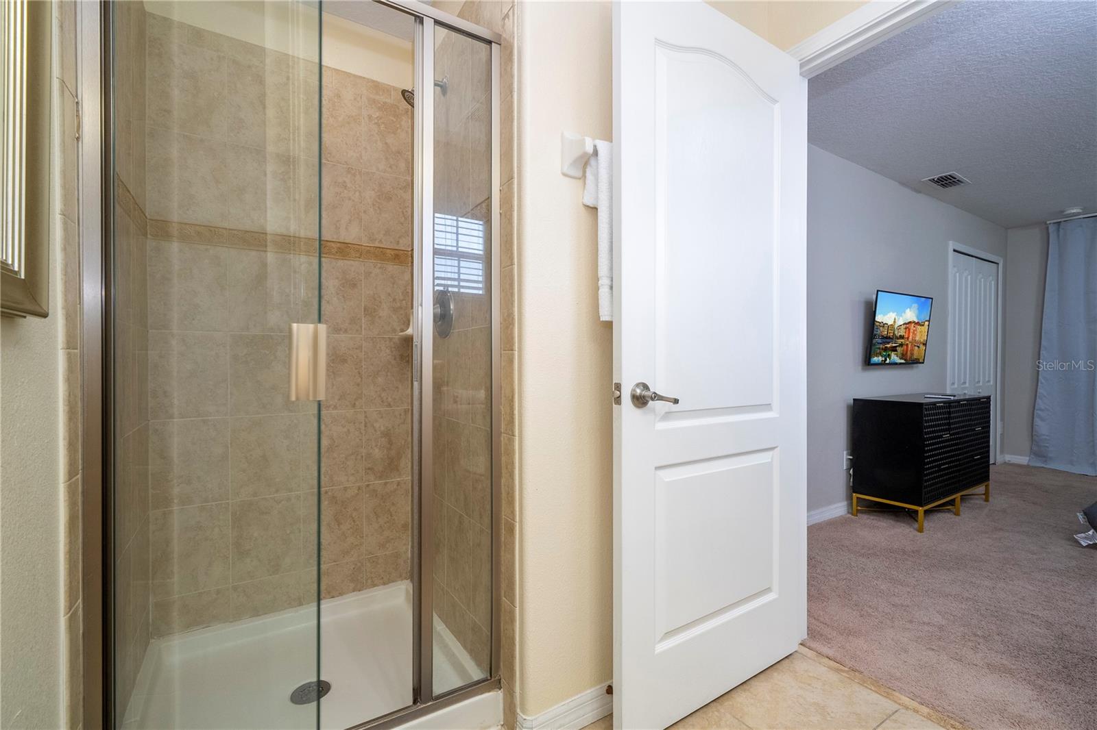 PARADISE PALMS RESIDENCE PH 2 - Residential Lease