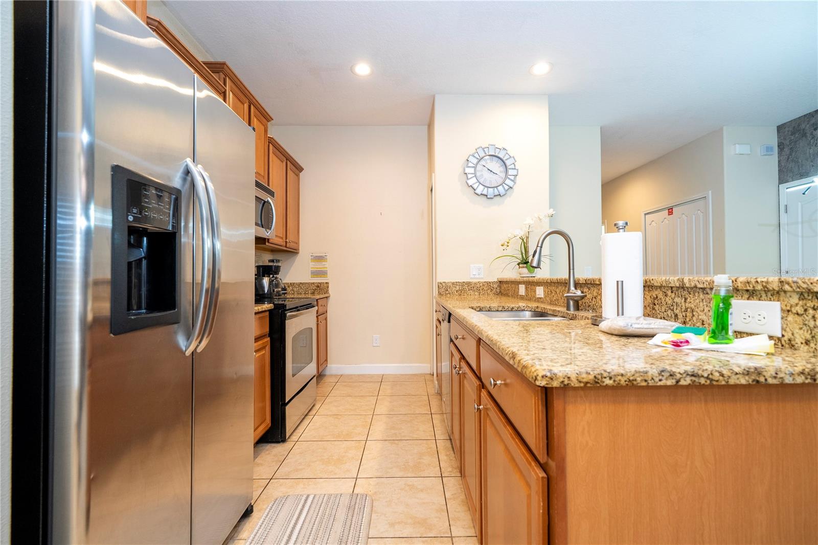 PARADISE PALMS RESIDENCE PH 2 - Residential Lease