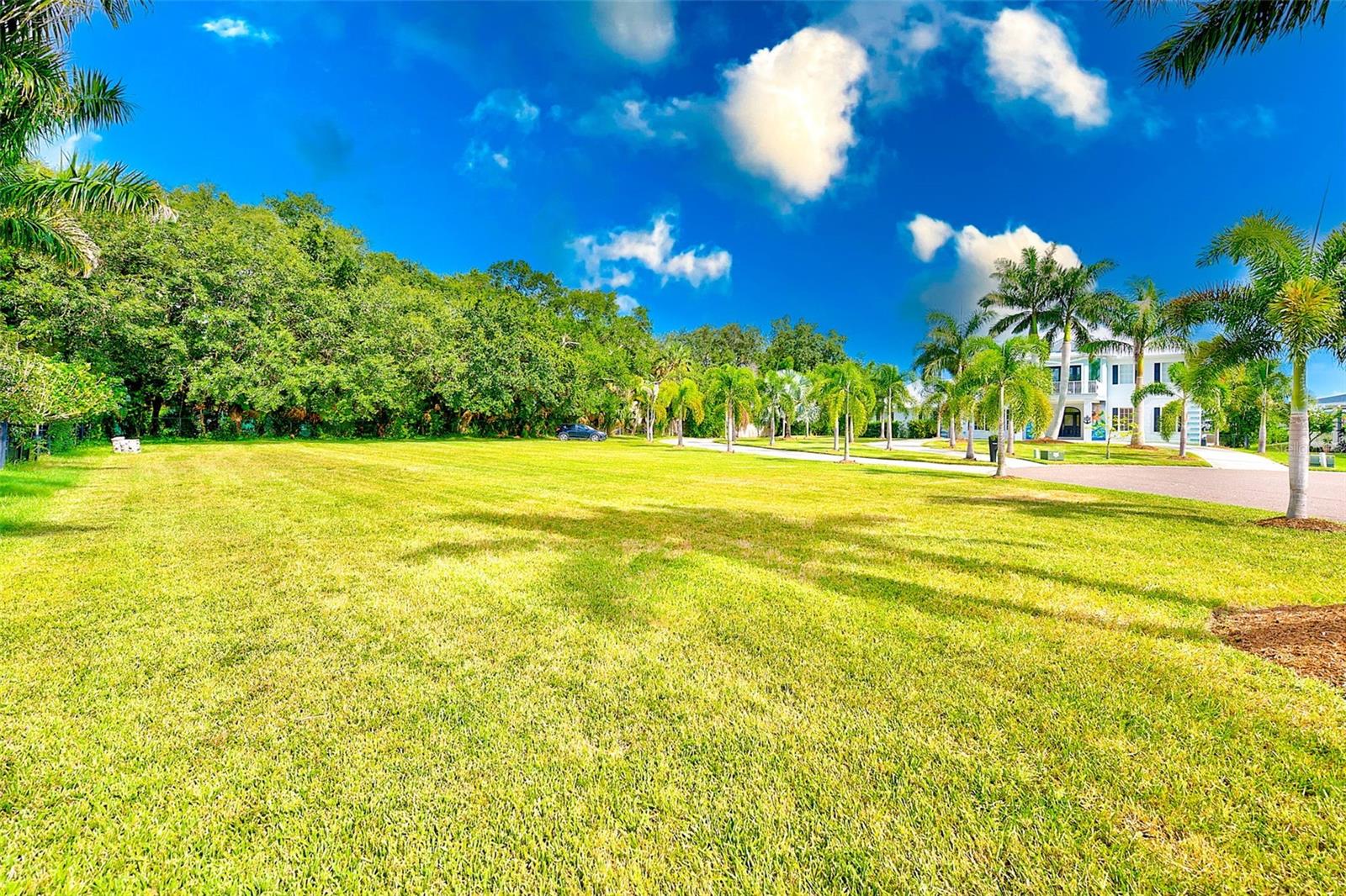 RIVERLACHEN - Residential