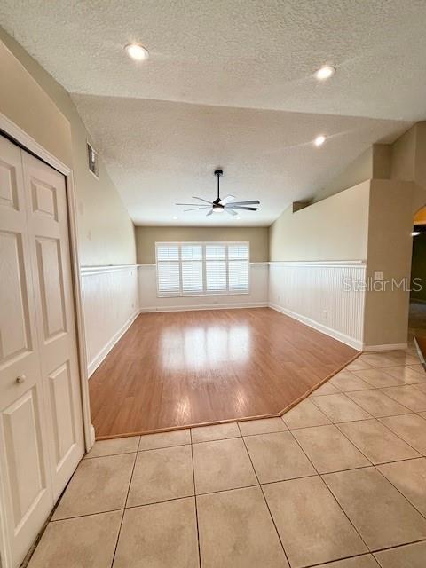 WOOD GLEN PH 02 STRAW RIDGE PD - Residential