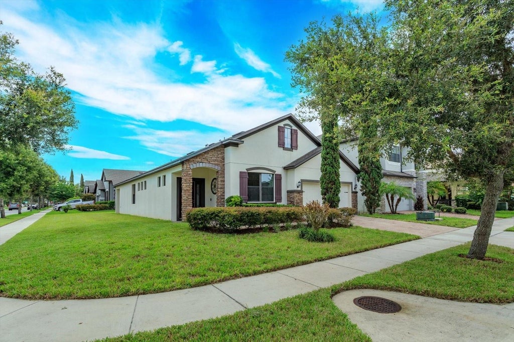 Photo of 5106 Appenine Loop W, Saint Cloud, FL 34771 (MLS # O6431382)