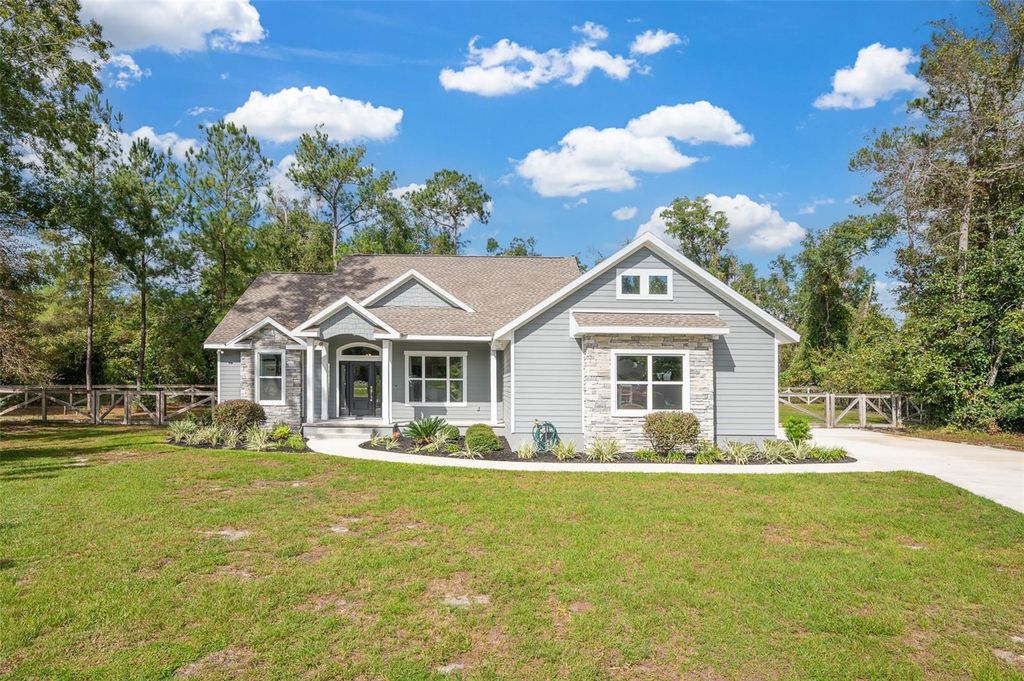 Photo of 144 NW Mercury Court, Lake City, FL 32055 (MLS # GC534698)