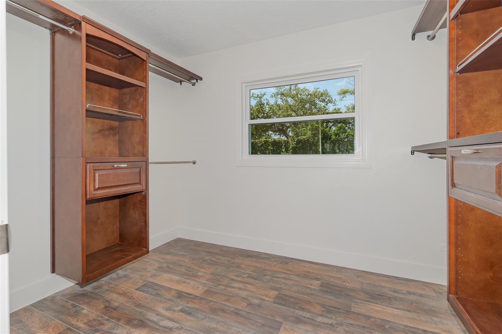 DOMMERICH ESTATES 1ST ADD - Residential