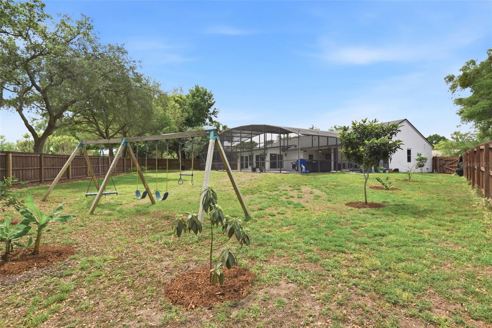 ORANGE TREE COUNTRY CLUB - Residential