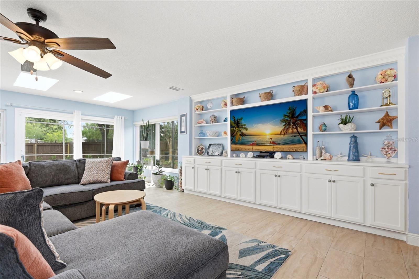 ORANGE TREE COUNTRY CLUB - Residential