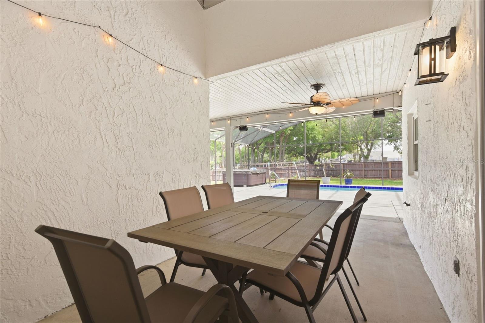 ORANGE TREE COUNTRY CLUB - Residential