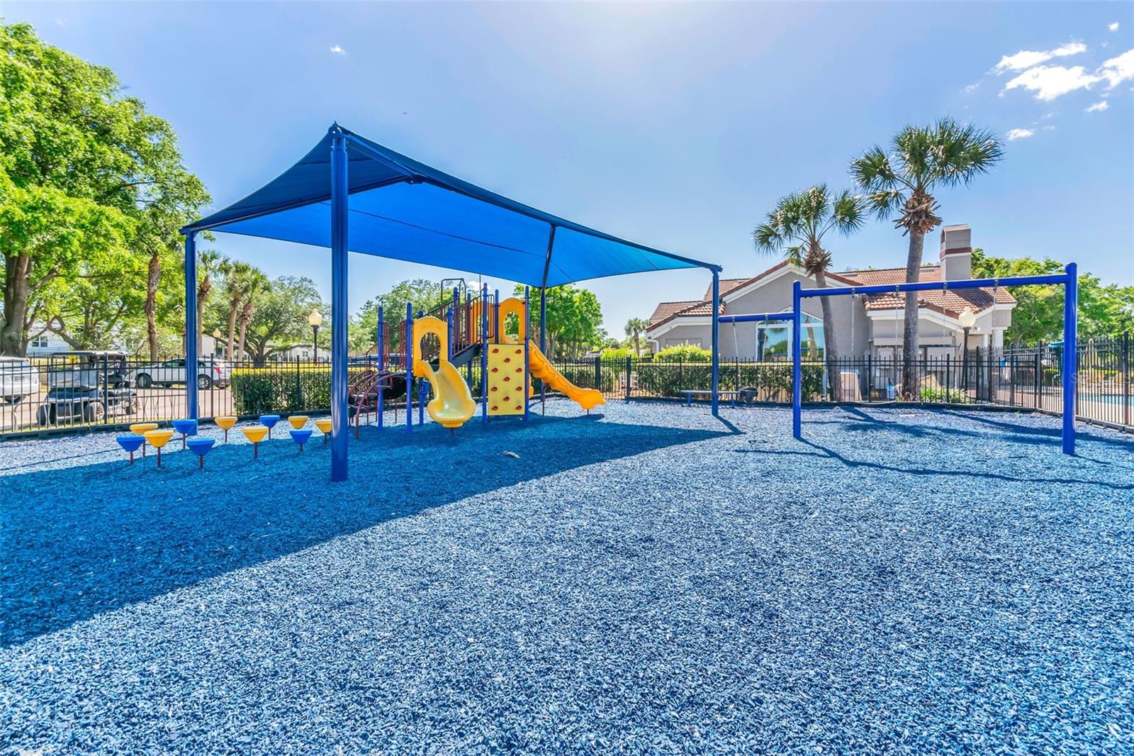 ORANGE TREE COUNTRY CLUB - Residential