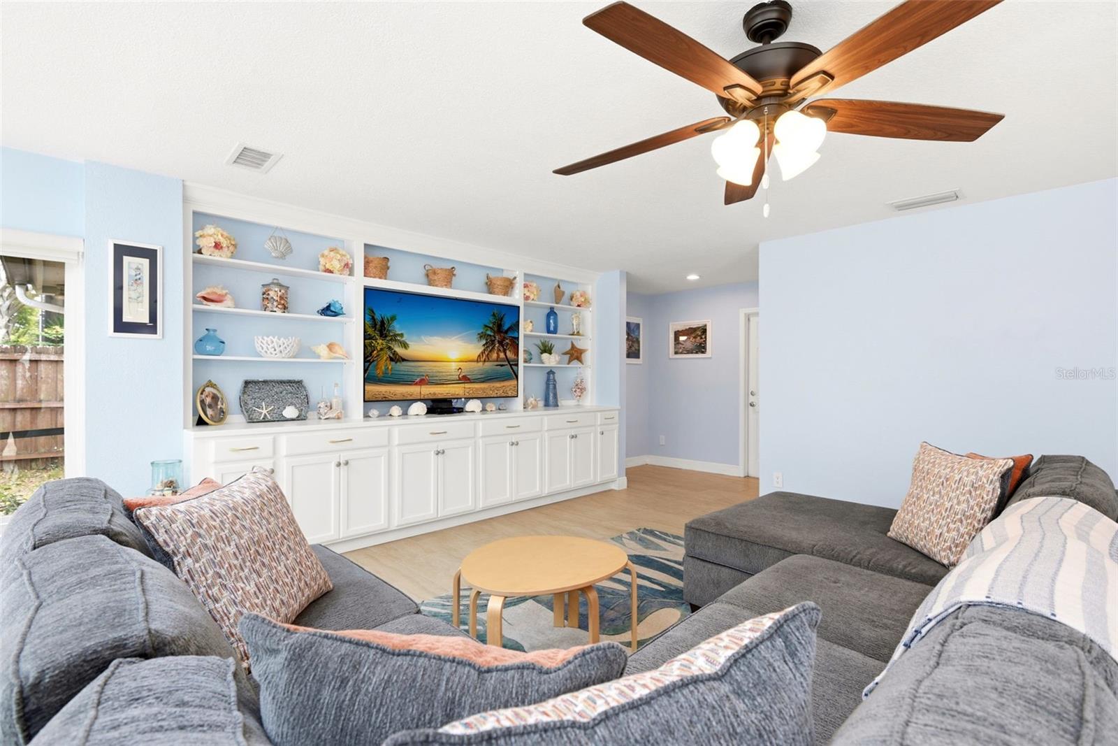 ORANGE TREE COUNTRY CLUB - Residential