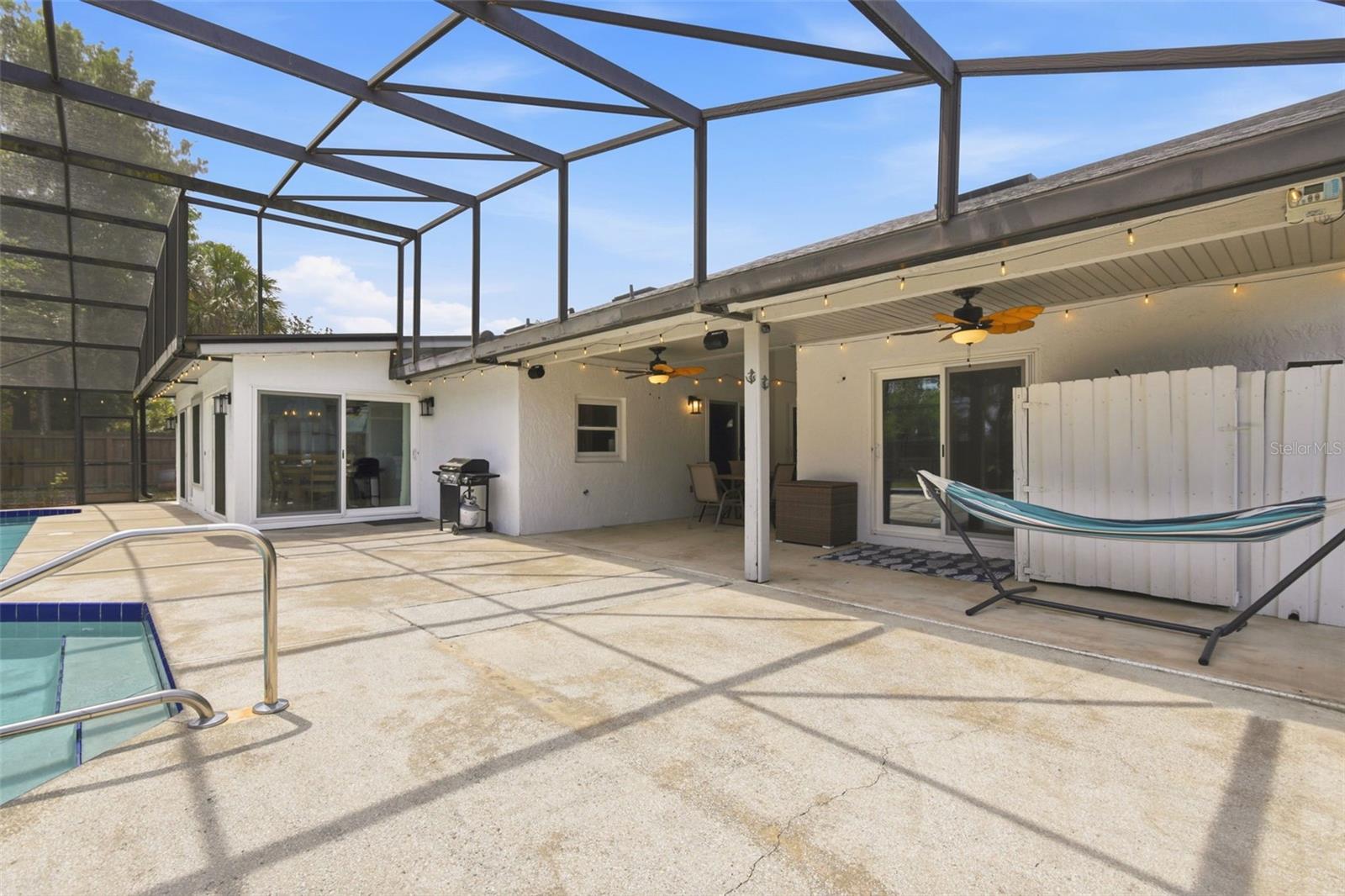 ORANGE TREE COUNTRY CLUB - Residential