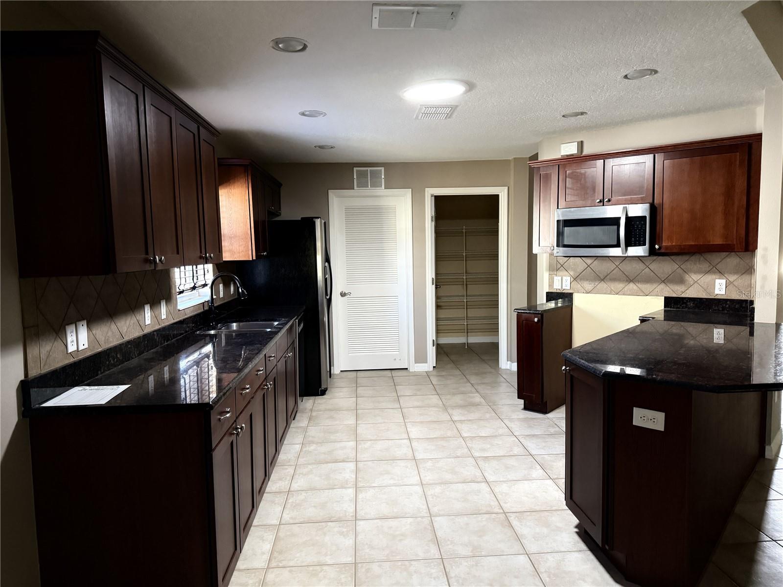 LEESBURG ARLINGTON RIDGE PH 1-A - Residential