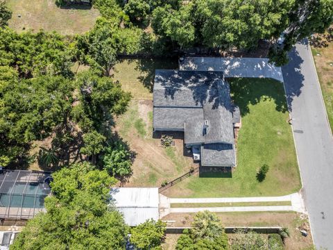 A home in BARTOW